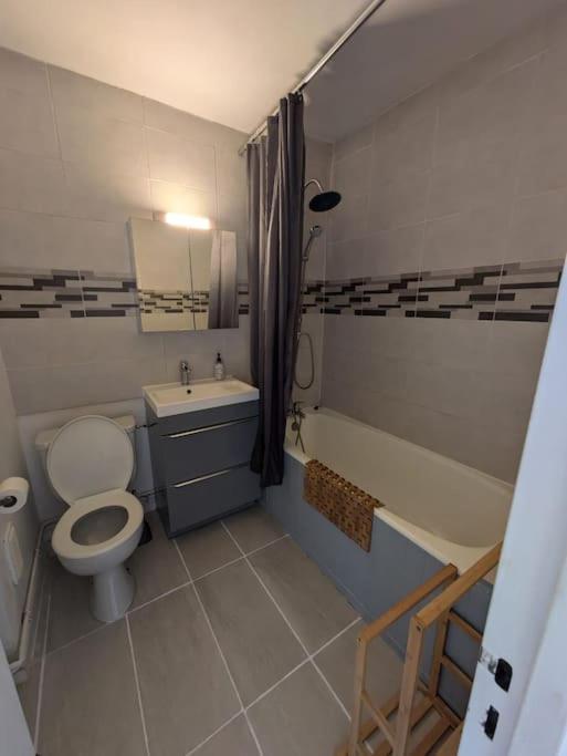 Spacieux Appartement T2 & Cabine ليز أونجليه المظهر الخارجي الصورة